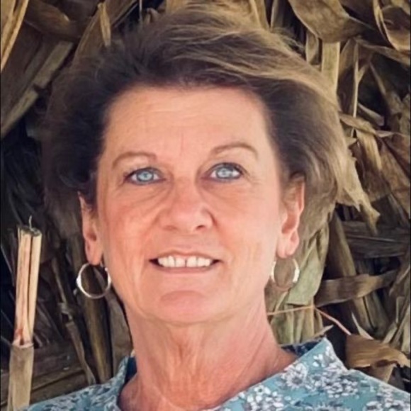 Meet your Posher, Lori - Picture 1 of 1